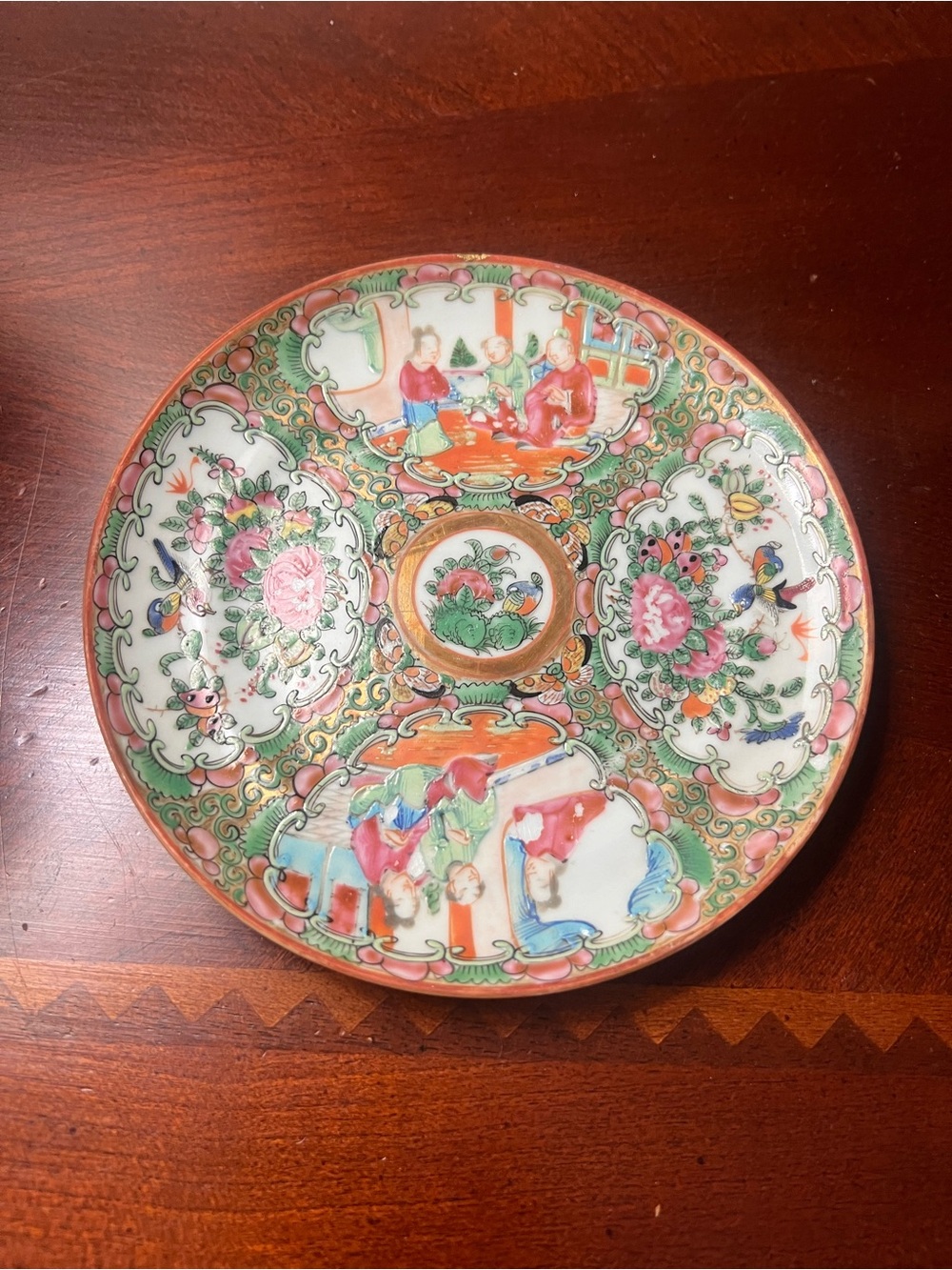 Vintage rose medallion plate